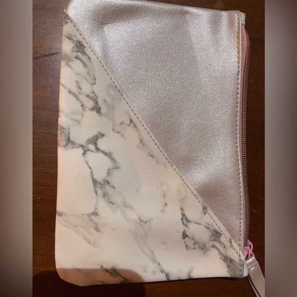 Makeup bags for bundles - Picture 5 of 16